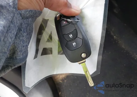 2021 Chevrolet Trax Fwd Ls z USA, uszkodzony, nr VIN KL7CJKSB0MB319829